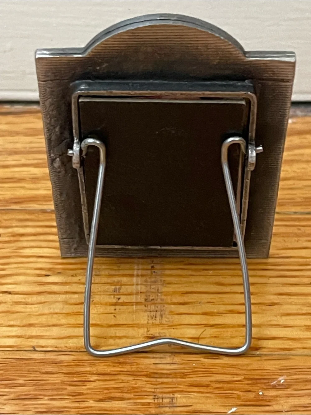 N/A elegant pewter